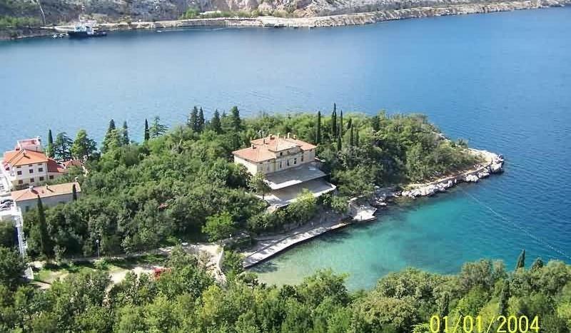 Apartman "Sabine Red" With Heated Pool Omišalj Exteriör bild